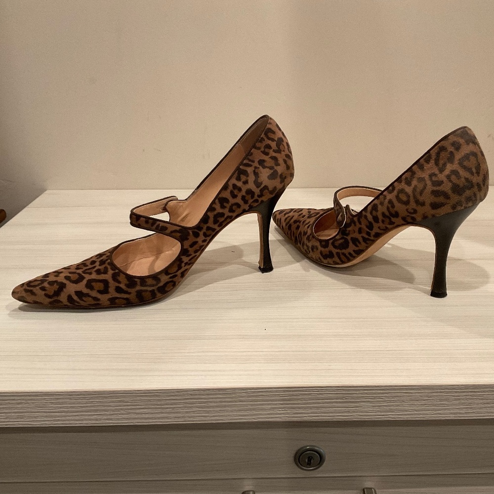 Manolo Blahnik Mary Jane Pump